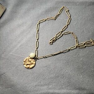 Gold Chain Necklace with Pendant